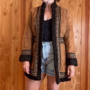 Vintage 70s Tan and Black Jacket with Brown Fur Trim